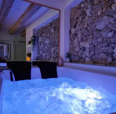 Majord'home 4* - Le Bonbon -coeur Vieille 아파트